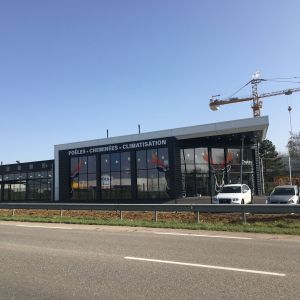 Chantier-réference-vitrage-protection-solaire-suncool-vitrine-vitrage-technique - Groupe Vit