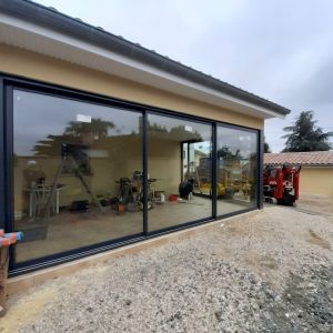 Vitrage-veranda-verre-feuilleté-double-vitrage-sécurisé-sur-mesure - Groupe Vit