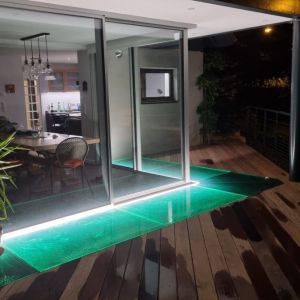 reference-dalle-de-sol-lumineuse-vitrage-chantier-du-groupe-vit-specialiste-du-vitrage-pour-les-professionnels